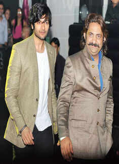 Dinesh Aneja's fashionable evening