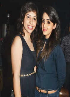 Akcent performs at Hybrid