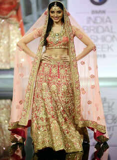 BIBFW '15: Day 4: Suneet Varma