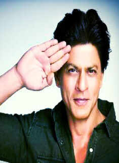 Celebs salute selfie