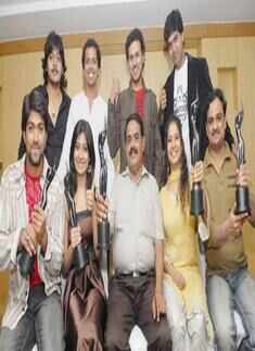 Cast of 'Moggina...' with Filmfares