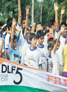 Residents during the third edition of DLF5 Freedom Run