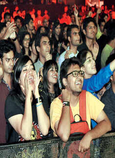 Enthusiastic crowd at the do