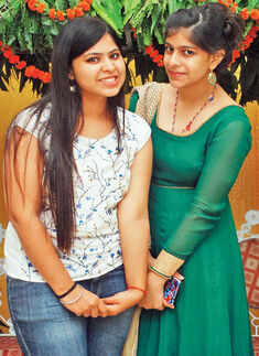 Ankita (L) and Vanshika