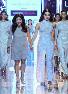 Shraddha Kapoor walks the ramp