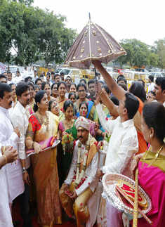 Dileep during his wedding ceremony