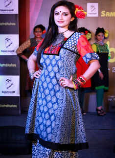 Fashion show @ Chitralakha Parishad