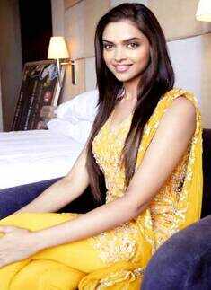 Deepika: Smiling diva