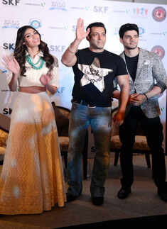 Salman Khan with Athiya Shetty and Sooraj Pancholi