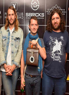 Elijah Wood plays in Hyderabad