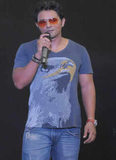 Emcee Maddy during the Clean & Clear