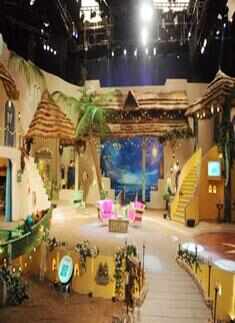 Tere Mere Beach Mein