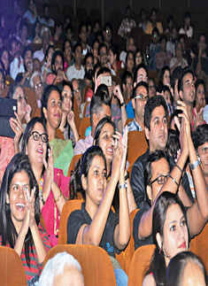 Audience enjoying during the Raasrang World Flute Festival