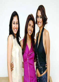 Priyanka Chopra with Ekta & Pooja