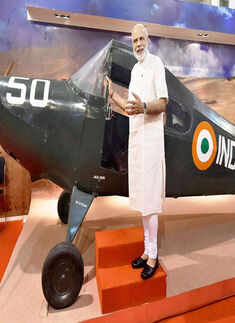 Narendra Modi visits Shauryanjali