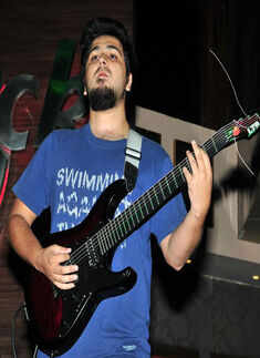 Eccentric Pendulum performs in Hyderabad