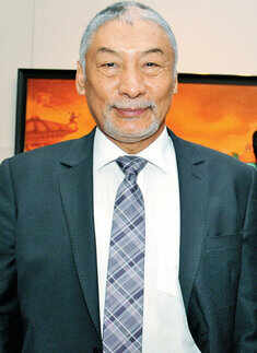 V Namgyel during the art exhibition