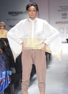 AIFW SS '16: Day 4: Moutushi & Rituraj