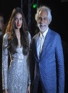 Celebs at AIFW SS '16