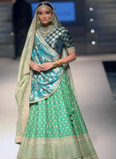 AIFW SS '16: Day 5: Grand Finale