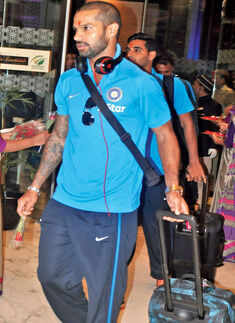 Cricketers get a warm welcome