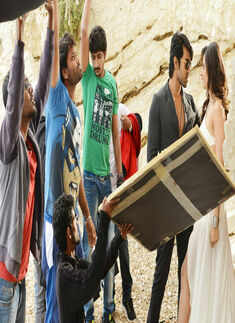 Bruce Lee 2: On the sets