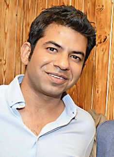 Fashionable b'day party