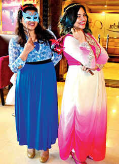 Fashionistas @ Masquerade party