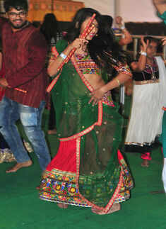 Hyderabadis dance to the dandiya beats
