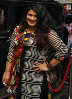 Cross Connection 2: Premiere