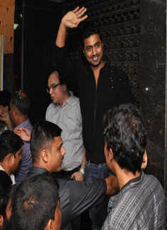 Shudhu Tomari Jonyo: Premiere