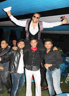 Ravi Agrawal&rsquo;s b&rsquo;day party