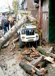 Earthquake strikes south Asia