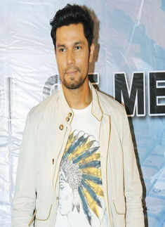 Main Aur Charles: Promotions