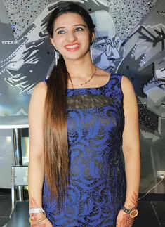 Sartaaj performs @ World Art Dining