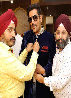 Ravi Kishan @ fashion showcase event