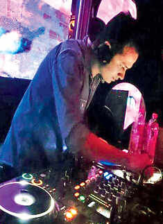 Halloween party @ Nom Nom