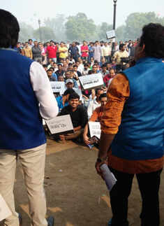 Anupam Kher leads "March For India"