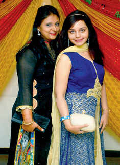 Naach-gaana @ Diwali party