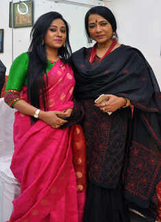 Monami Ghosh hosts Lakshmi Puja