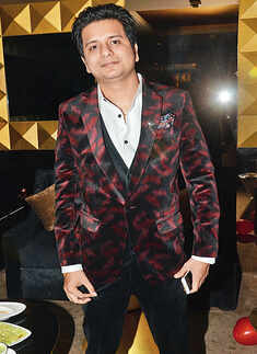 Jassi performs @ Capitol Club