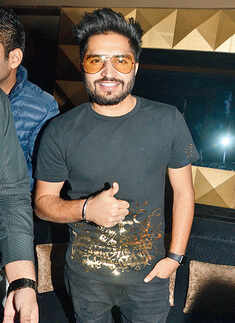 Jassi performs @ Capitol Club