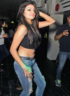 Himesh performs in the city