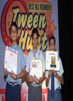 Tween Hunt prize distribution