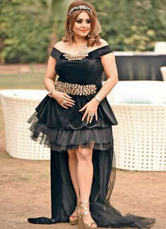 Meenakshi&rsquo;s b&rsquo;day party