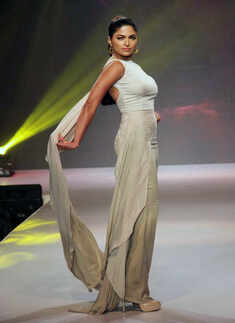 Liva Protege Fashion Show &lsquo;15