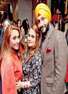 Christmas party @ The Flying Saucer Cafe