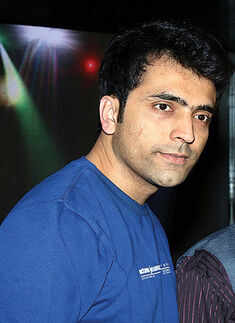 Mahaniyaka : First look