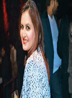 DJ Zaeden performs @ Privee