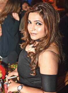 Kanika Kapoor @ Junkyard Cafe